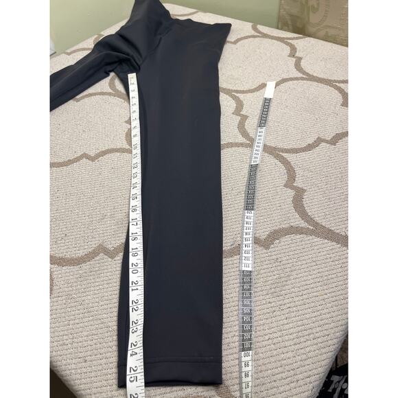 Lululemon Instill High-Rise Tight 25", black leggings, style: w5djts, size 8 - Picture 5 of 10